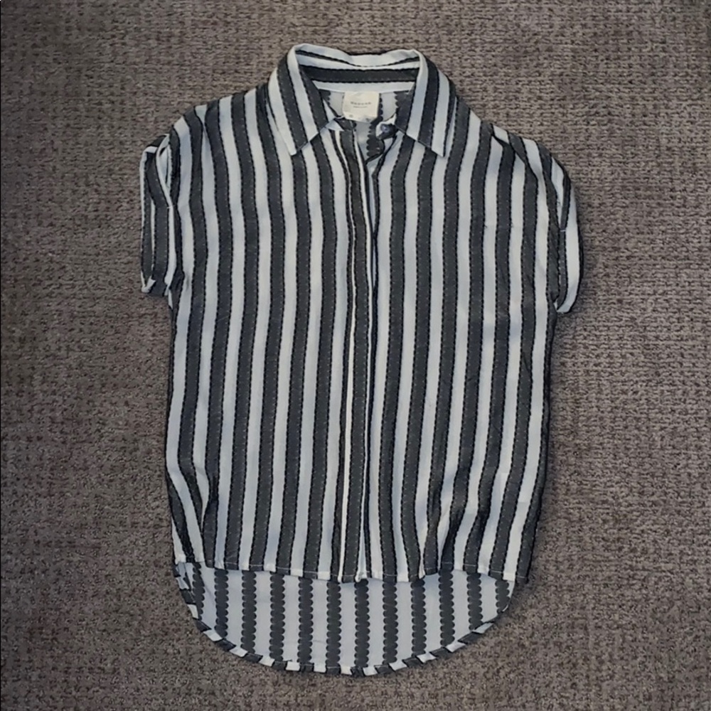 harper heritage button down. 100% rayon